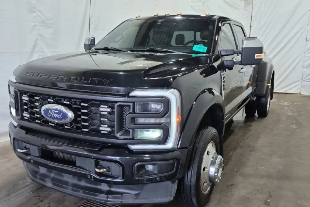 2024 Ford F-450 Platinum photo 1