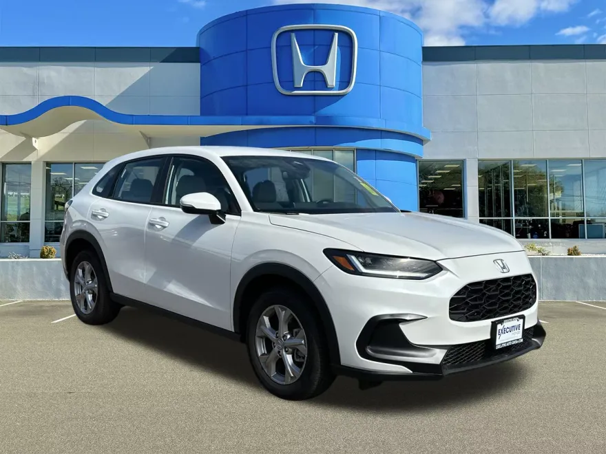 2025 Honda HR-V LX photo 1