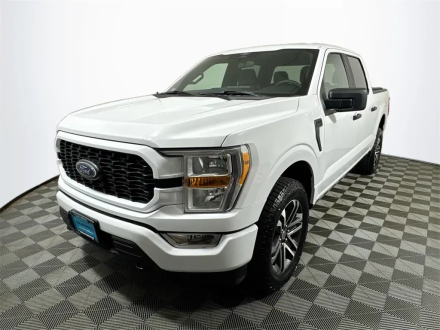 2022 Ford F-150 XL photo 1