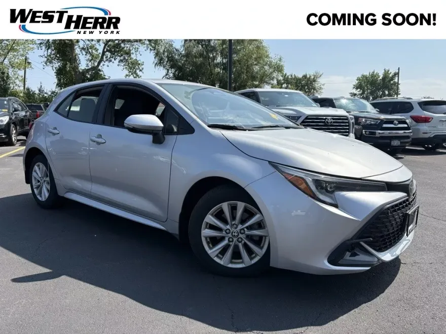 2023 Toyota Corolla SE photo 1