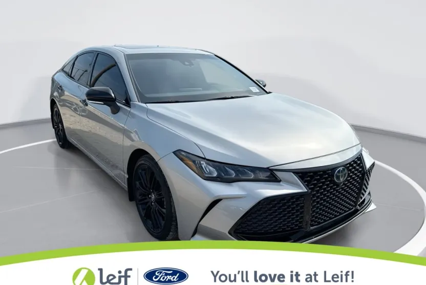 2023 Toyota Camry XSE photo 1