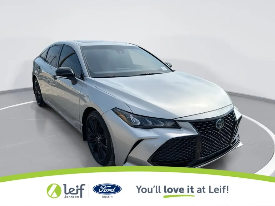 2023 Toyota Camry XSE photo 1