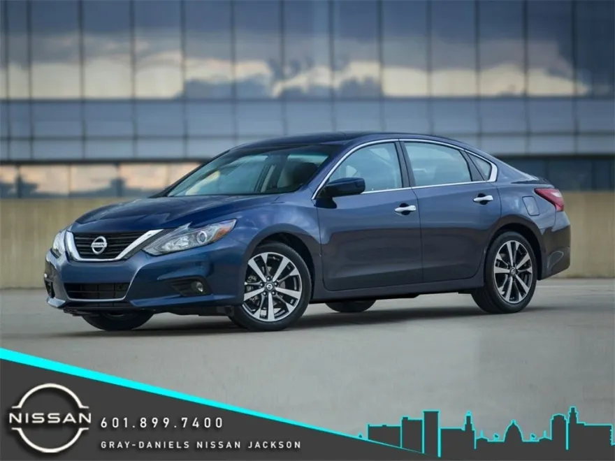 2018 Nissan Altima 2.5 SR photo 1