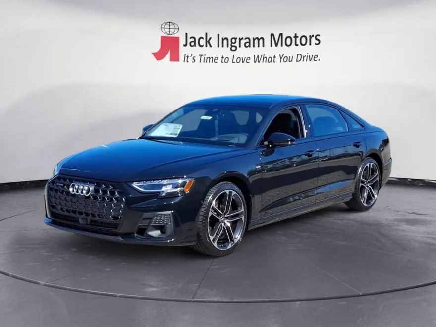 2025 Audi A8 L 55 photo 1