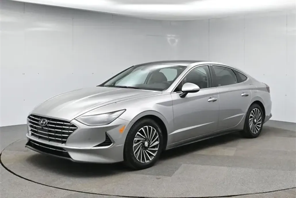 2022 Hyundai Sonata Hybrid Limited photo 1