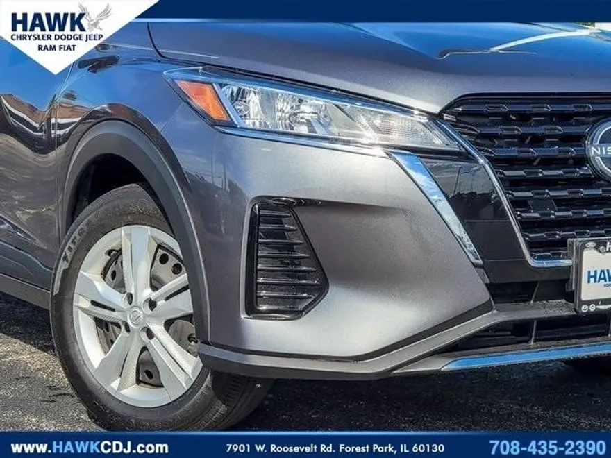 2024 Nissan Kicks S photo 1