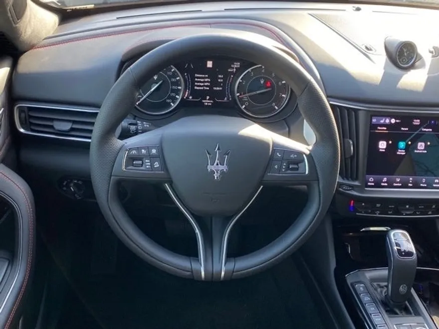 2024 Maserati Levante Modena photo 47