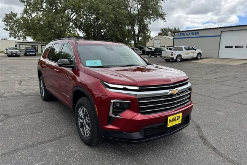 2026 Chevrolet Traverse photo 1
