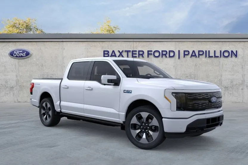 2025 Ford F-150 Lightning Platinum photo 1