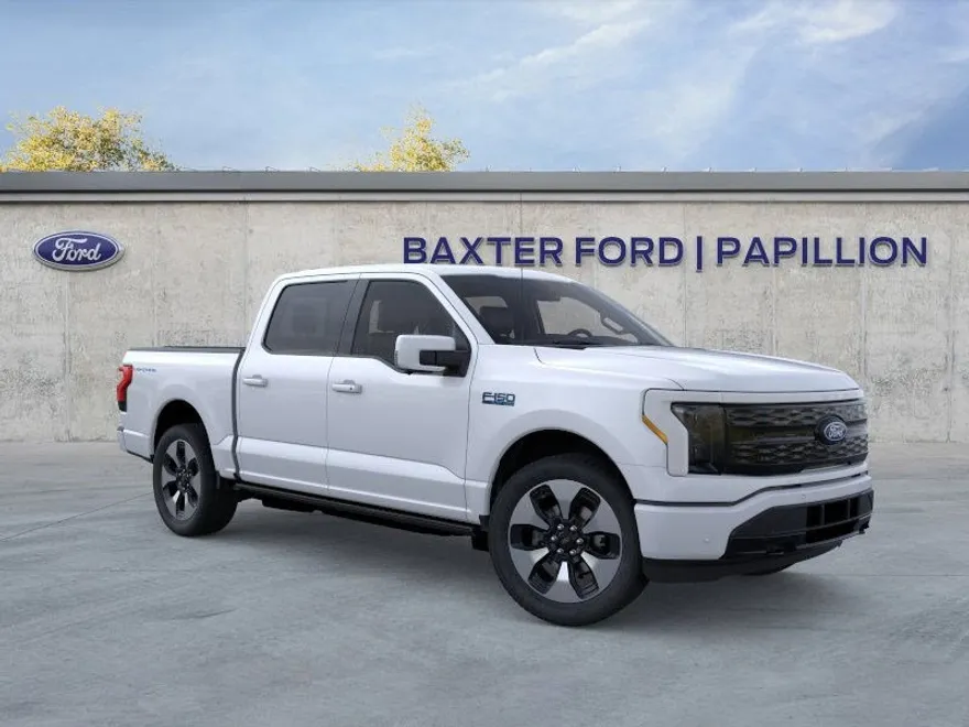 2025 Ford F-150 Lightning Platinum photo 1