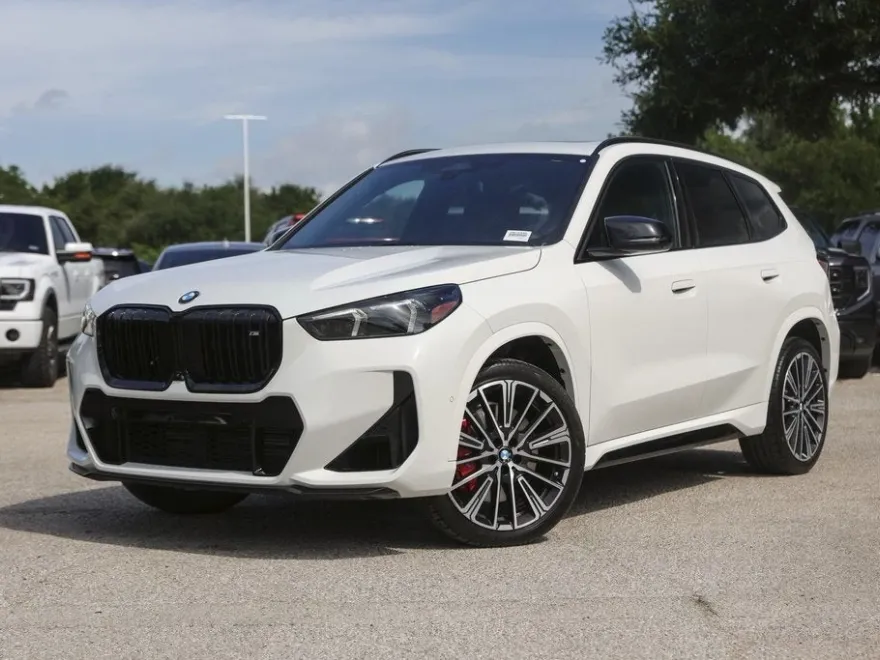 2024 Bmw X1 M35i photo 1