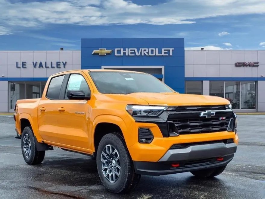 2026 Chevrolet Colorado Z71 photo 1