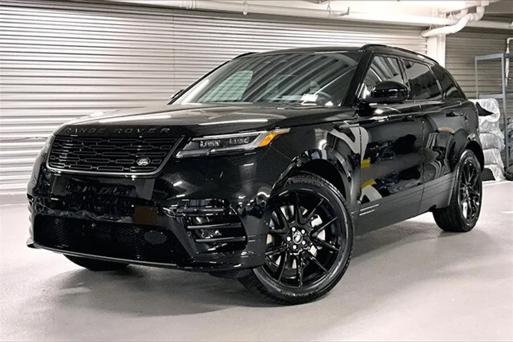 2026 Land Rover Range Rover Velar SE photo 1