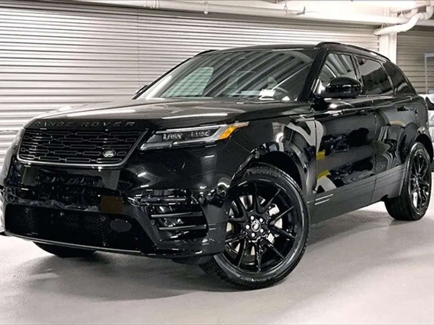 2026 Land Rover Range Rover Velar SE photo 1
