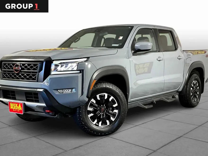 2023 Nissan Frontier PRO-4X photo 1