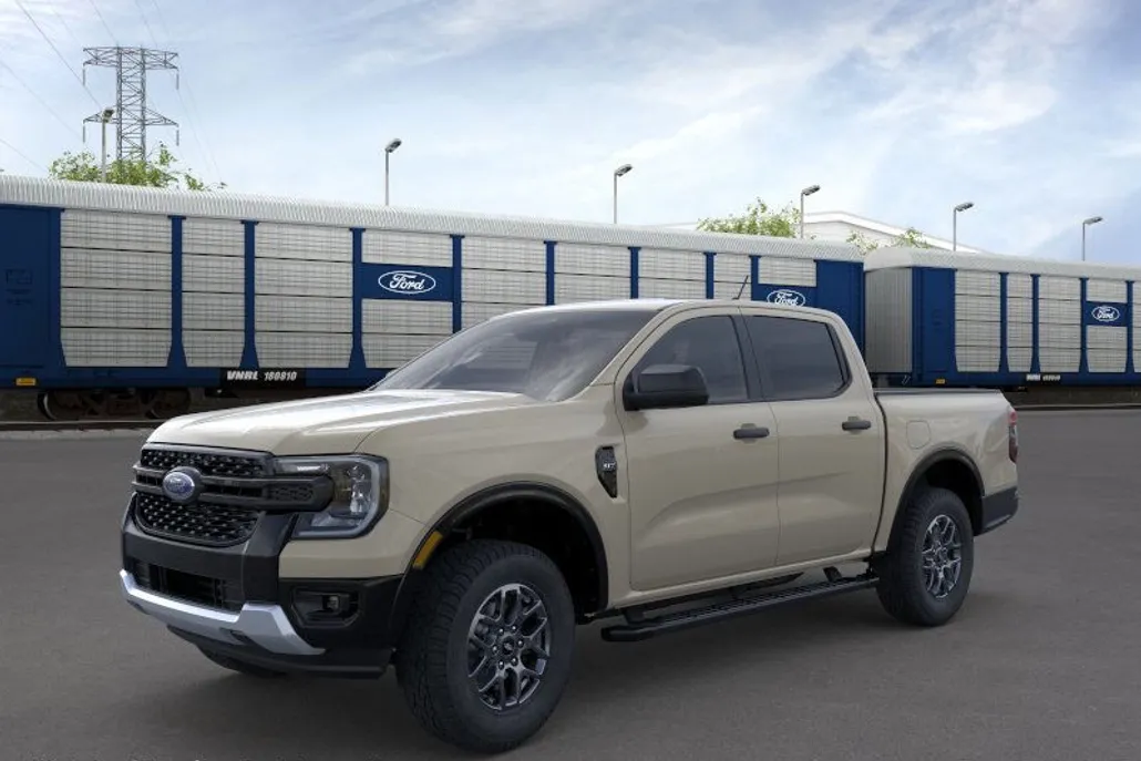 2025 Ford Ranger XLT photo 1