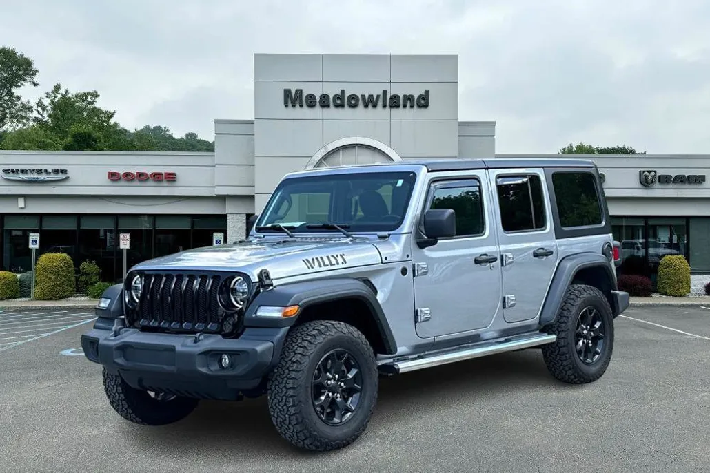 2020 Jeep Wrangler Unlimited Willys photo 1