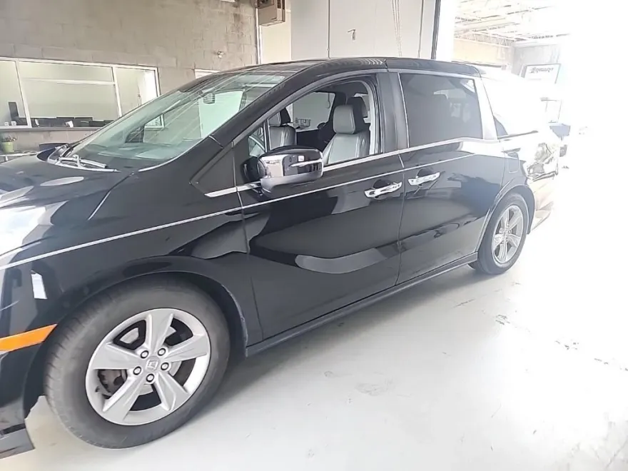2020 Honda Odyssey EX-L photo 1