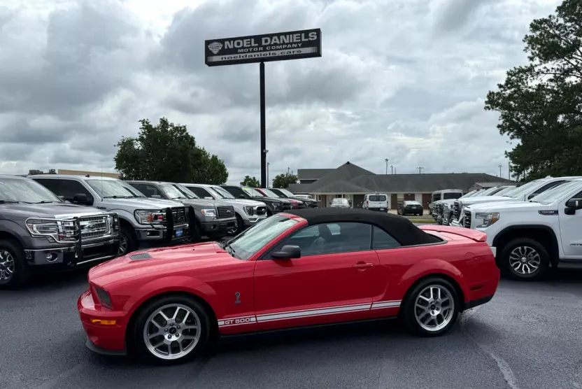 2008 Ford Mustang Shelby GT500 photo 1