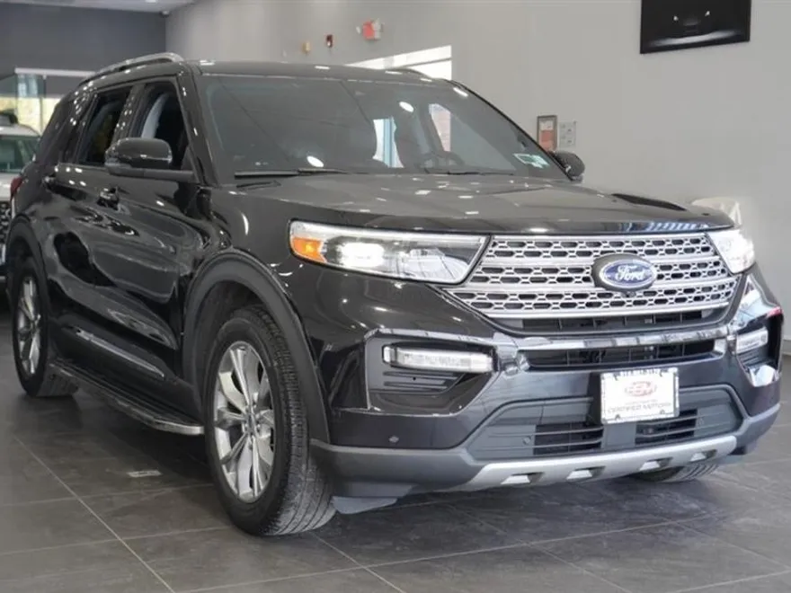 2021 Ford Explorer Limited photo 1