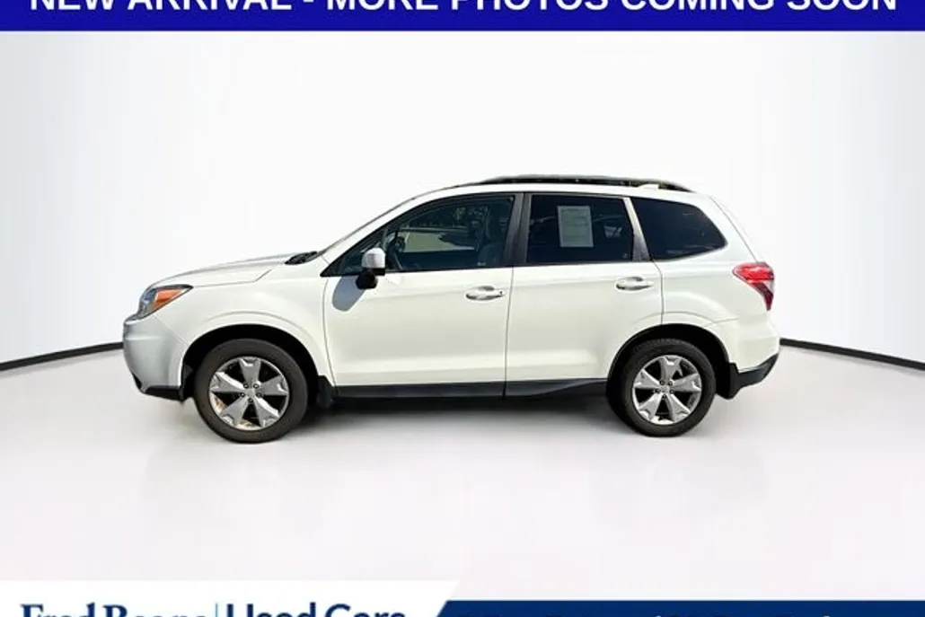 2016 Subaru Forester 2.5i Premium photo 1