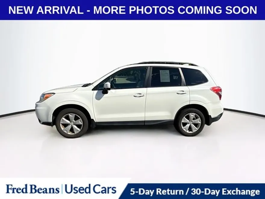 2016 Subaru Forester 2.5i Premium photo 1