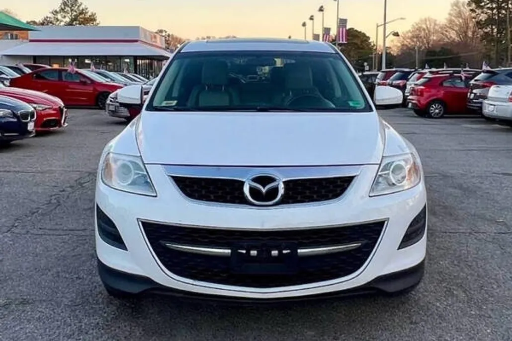 2012 Mazda CX-9 Touring GS photo 1
