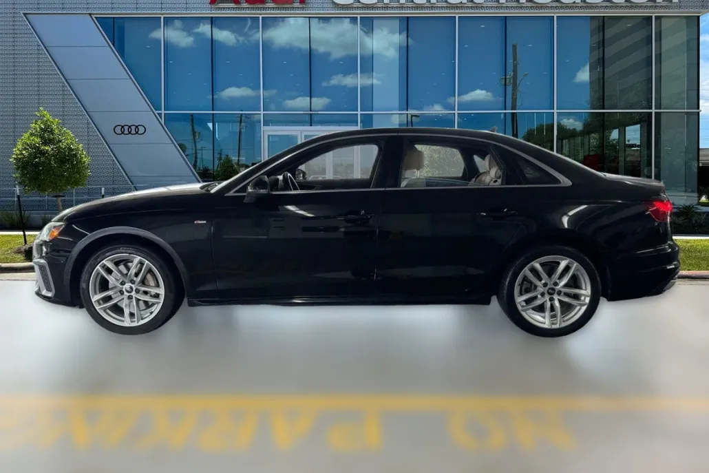 2021 Audi A4 S line Premium Plus photo 1