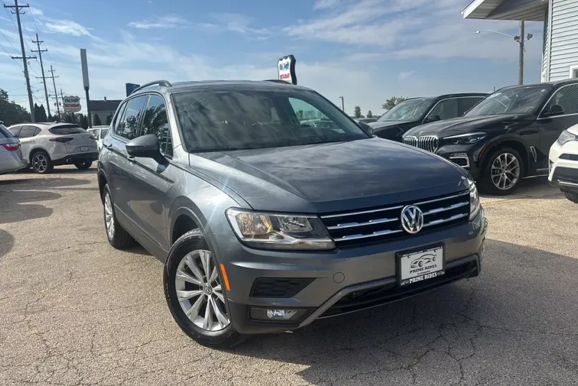 2018 Volkswagen Tiguan S photo 1