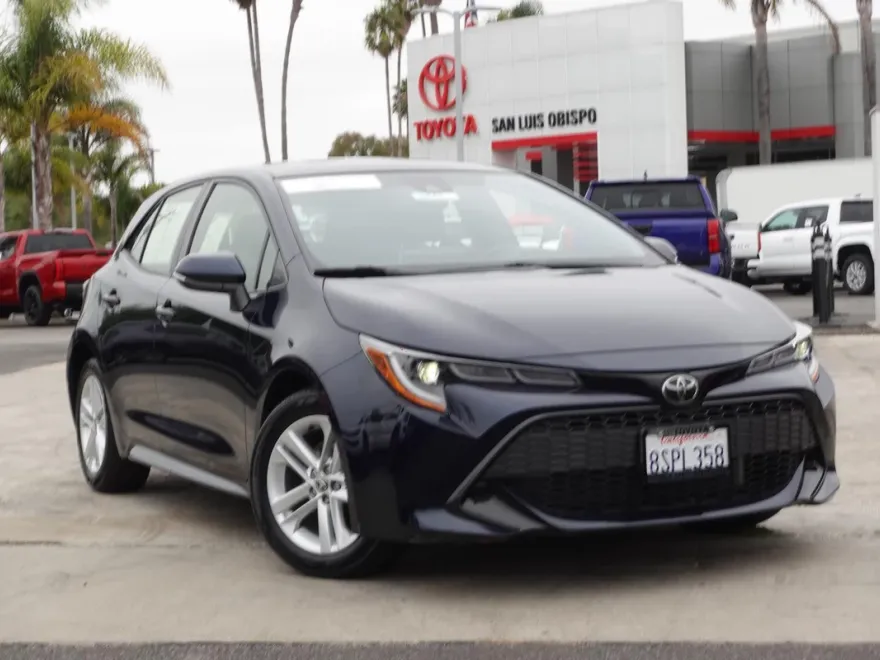2021 Toyota Corolla SE photo 1