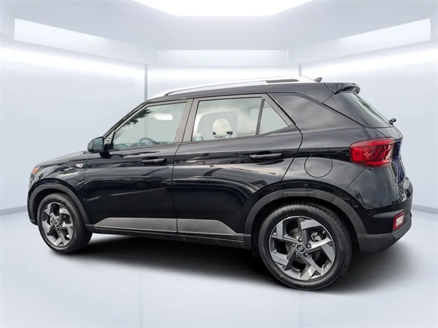 2022 Hyundai Venue SEL Limited photo 1