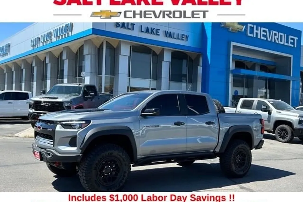 2025 Chevrolet Colorado ZR2 photo 1