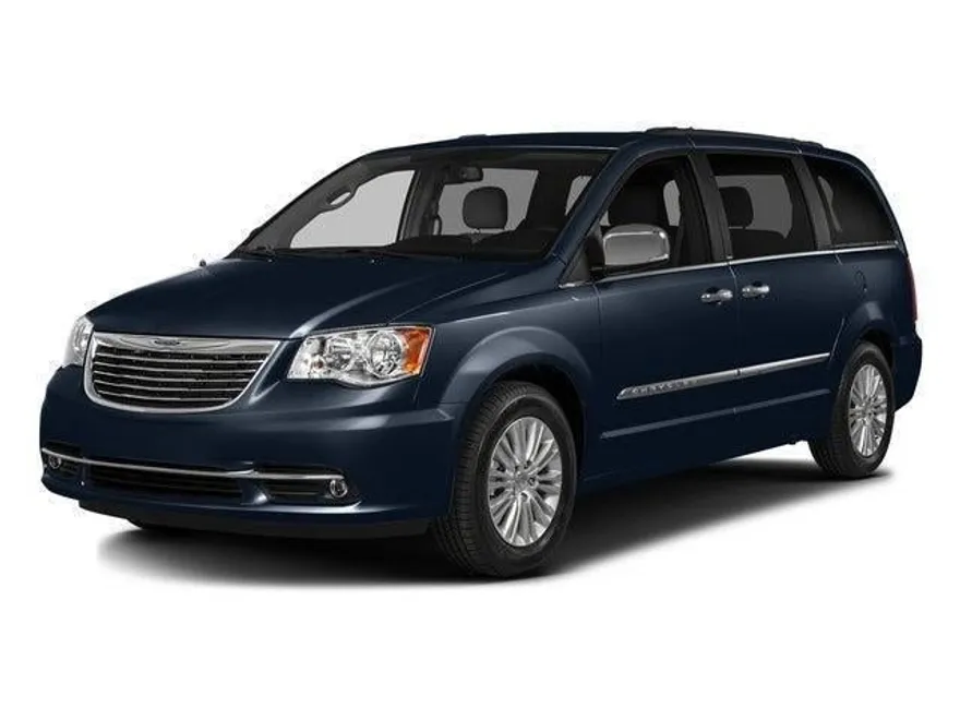 2016 Chrysler Town & Country photo 1
