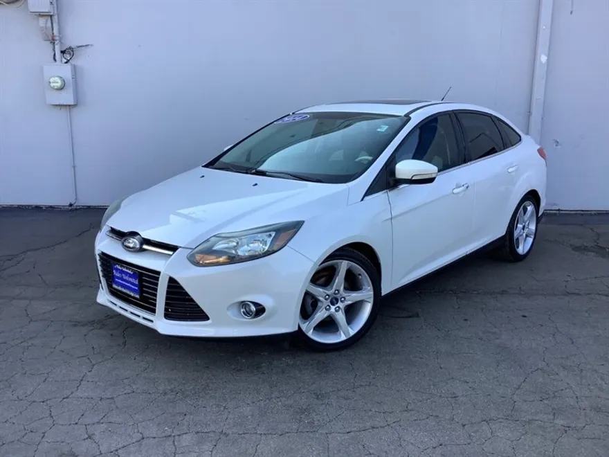 2014 Ford Focus Titanium photo 1