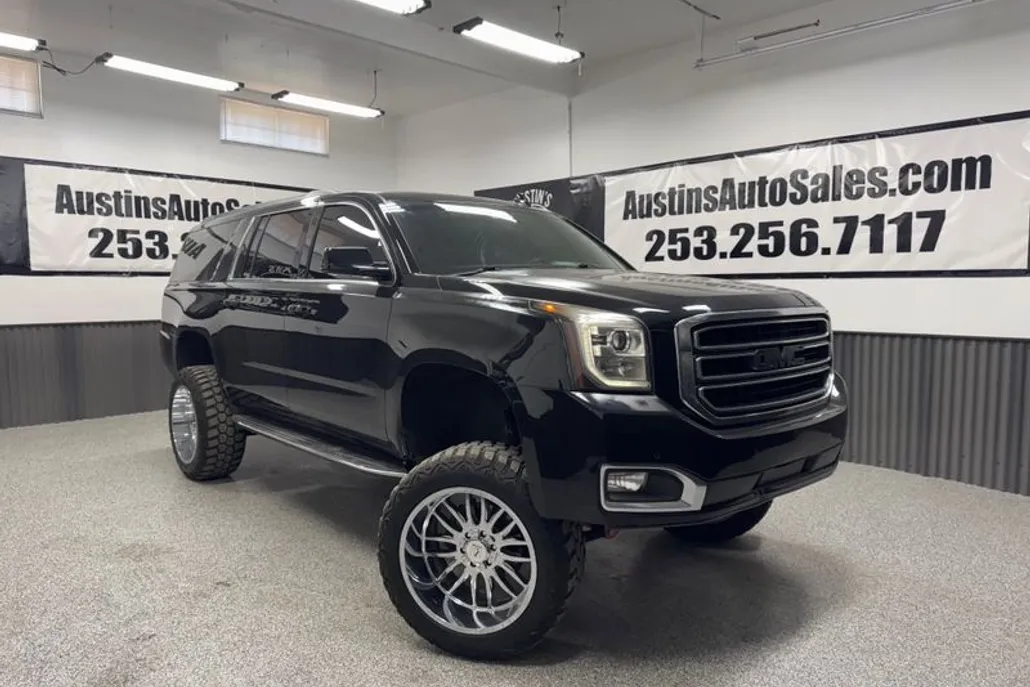 2017 Gmc Yukon XL SLT photo 1