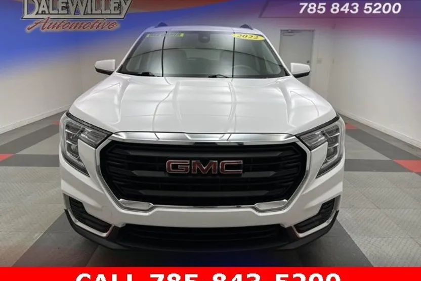 2022 Gmc Terrain SLE photo 1