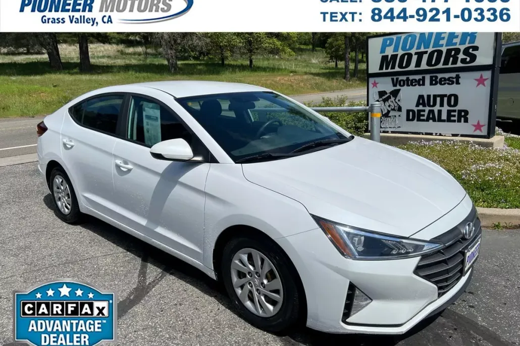 2019 Hyundai Elantra SE photo 1