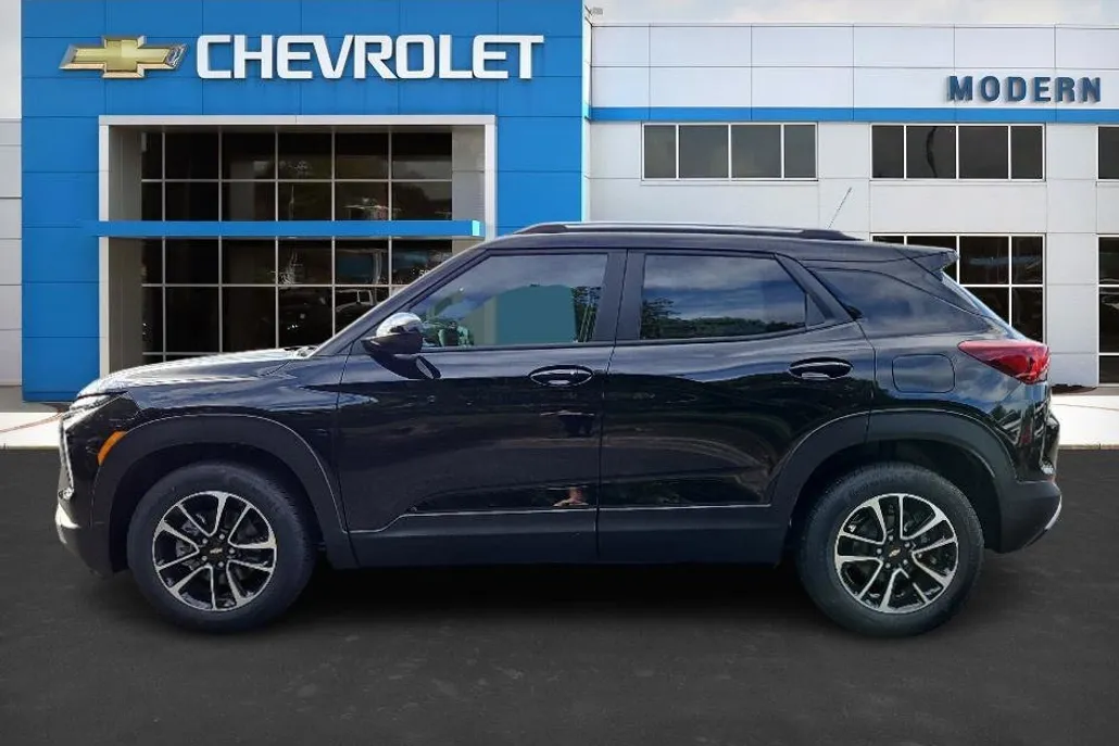 2026 Chevrolet Trailblazer LT photo 1