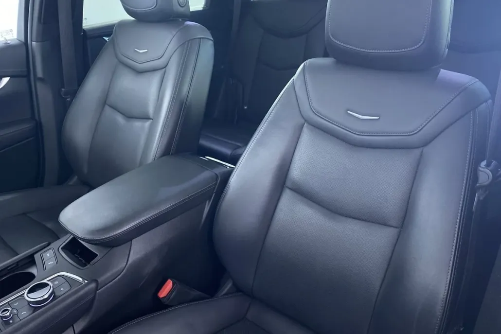 2022 Cadillac XT5 Premium Luxury photo 1