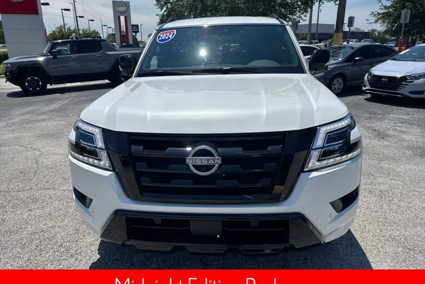 2024 Nissan Armada SL photo 1