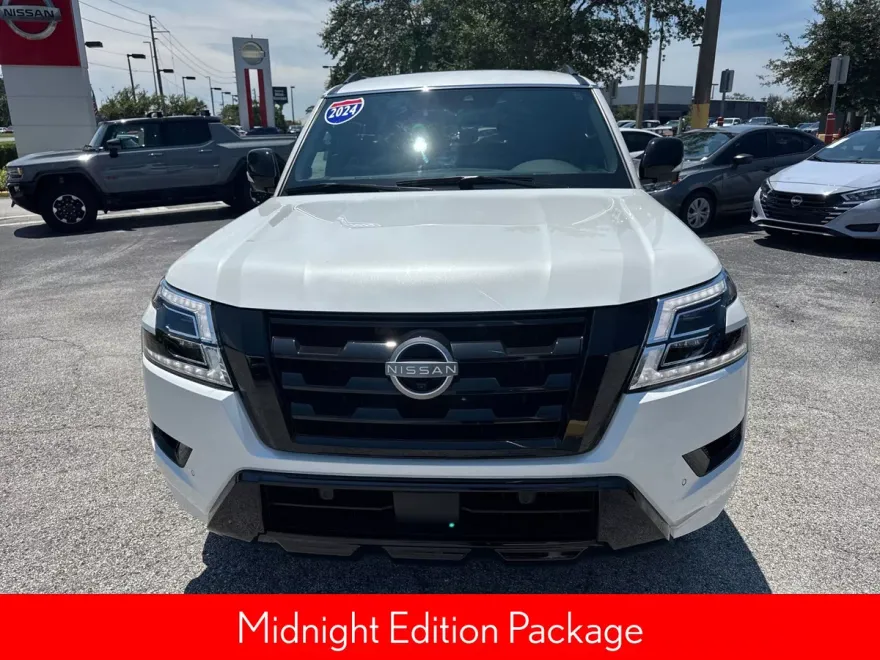2024 Nissan Armada SL photo 1