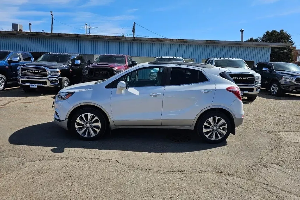 2017 Buick Encore Premium photo 1