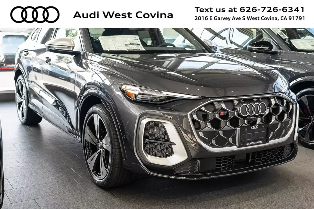 2025 Audi SQ5 Premium Plus photo 1