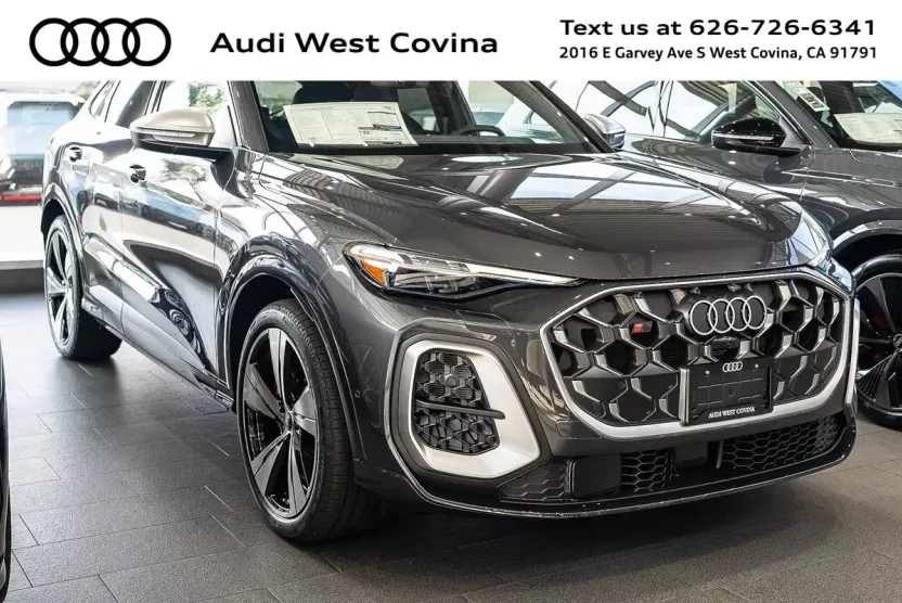 2025 Audi SQ5 Premium Plus photo 1