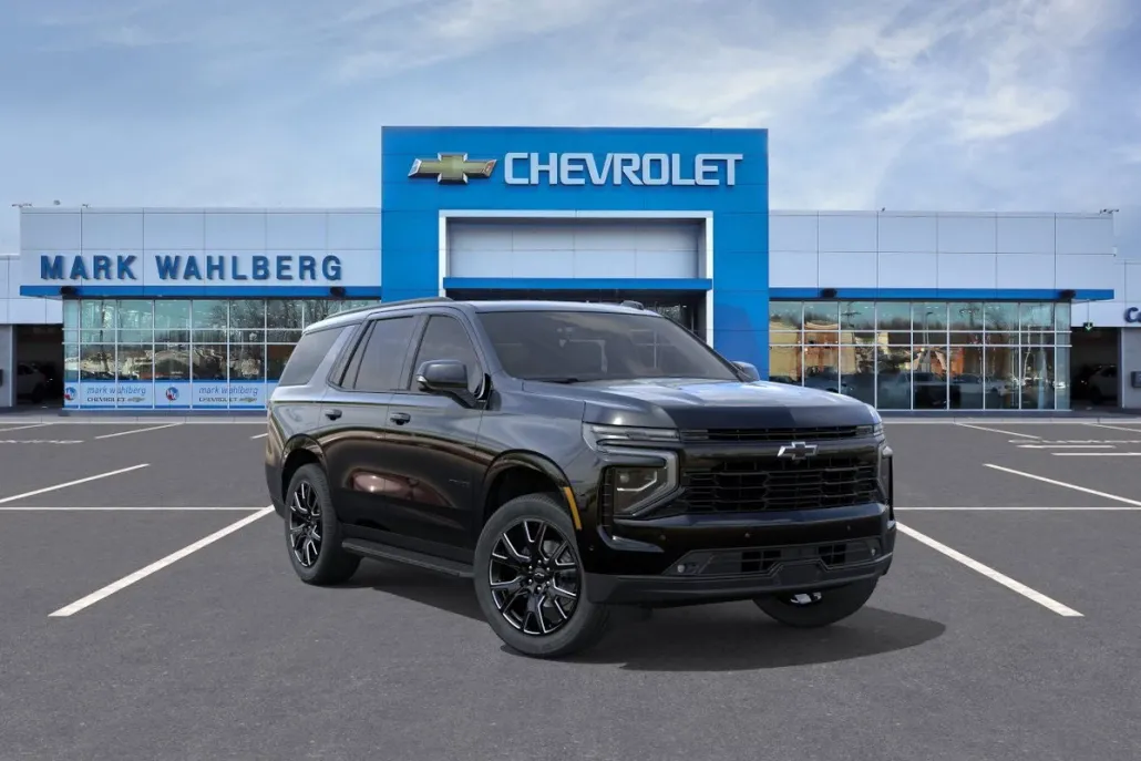 2025 Chevrolet Tahoe RST photo 1