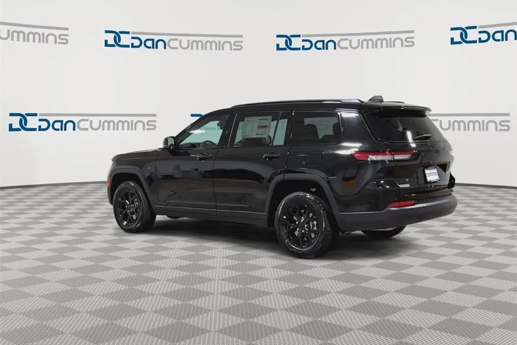 2025 Jeep Grand Cherokee Altitude X photo 1