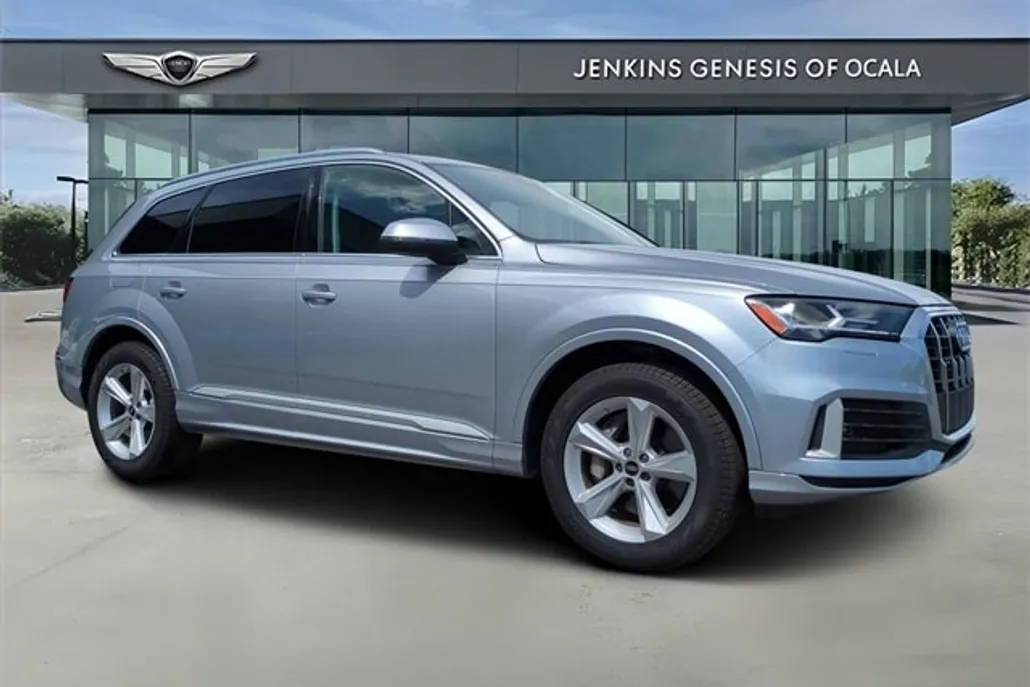 2022 Audi Q7 45 Premium photo 1