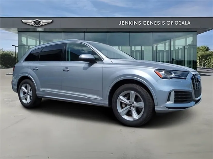 2022 Audi Q7 45 Premium photo 1