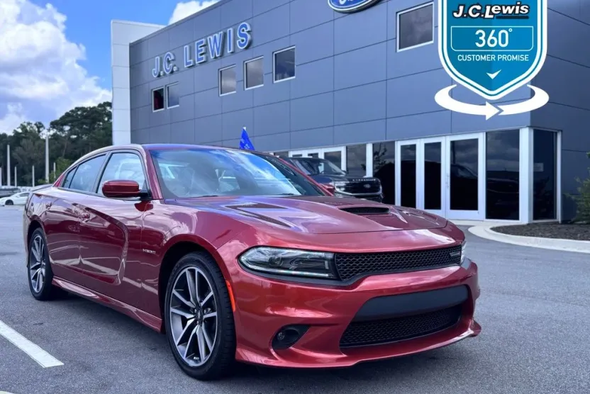 2022 Dodge Charger R/T photo 1