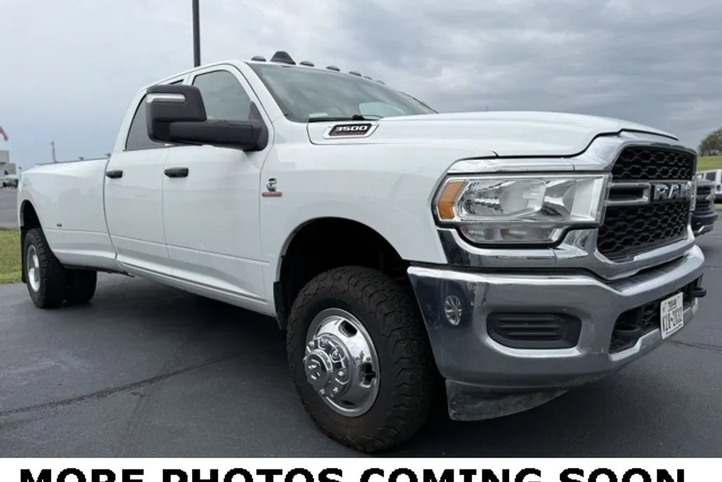 2023 Ram 3500 Tradesman photo 1